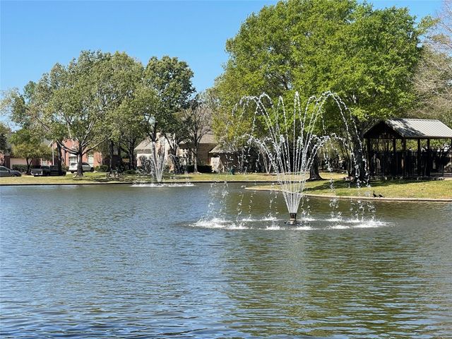12711 Wildwood Bend Lane, Cypress, TX 77433
