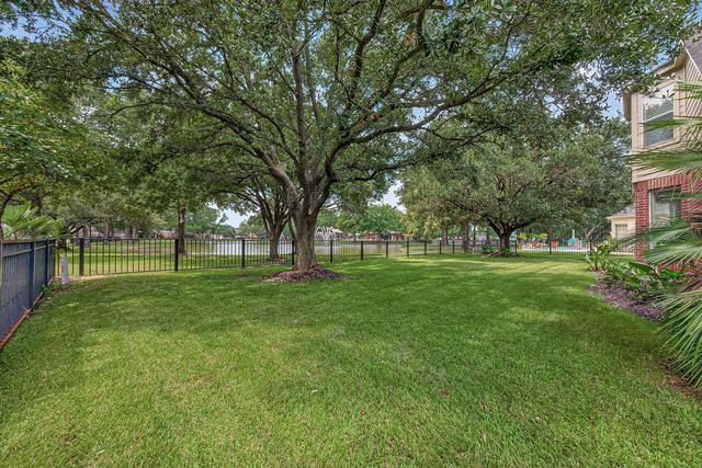 12711 Wildwood Bend Lane, Cypress, TX 77433
