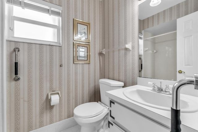 121 W Cypress Road, Greenacres, FL 33467