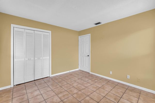 121 W Cypress Road, Greenacres, FL 33467