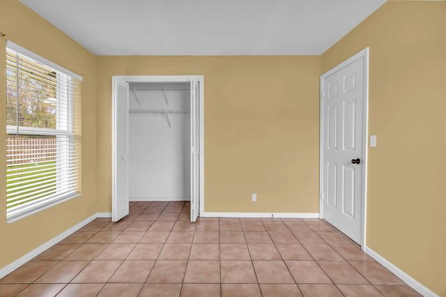 121 W Cypress Road, Greenacres, FL 33467