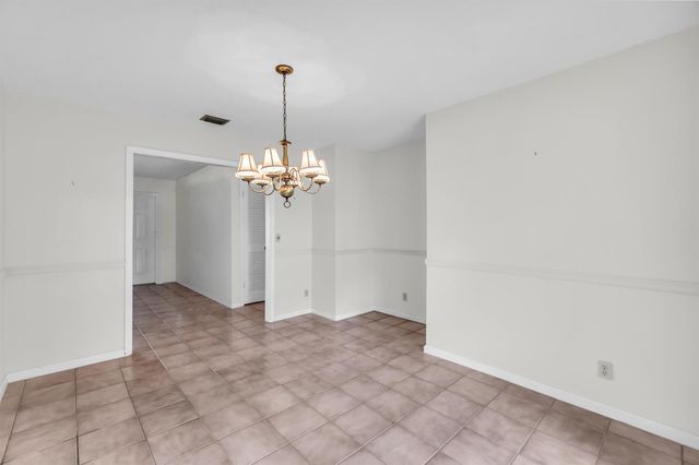 121 W Cypress Road, Greenacres, FL 33467
