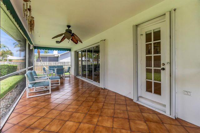 121 W Cypress Road, Greenacres, FL 33467