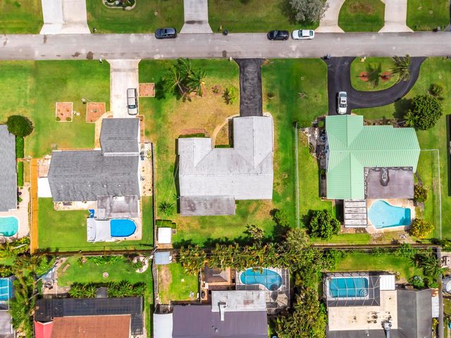 121 W Cypress Road, Greenacres, FL 33467