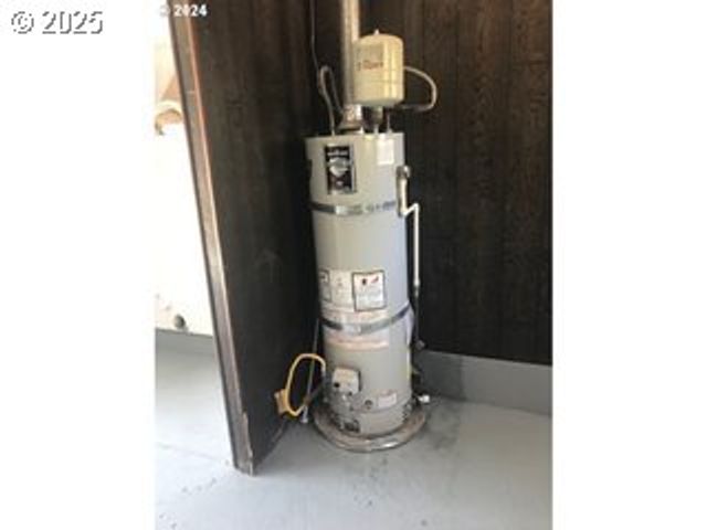 613 IRVING Dr, Myrtle Creek, OR 97457