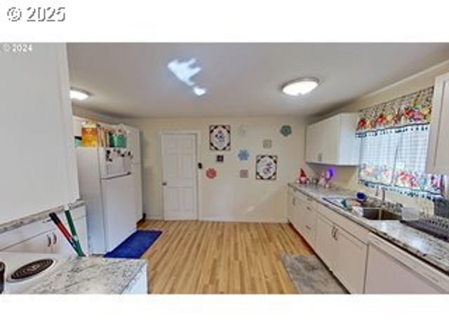 613 IRVING Dr, Myrtle Creek, OR 97457