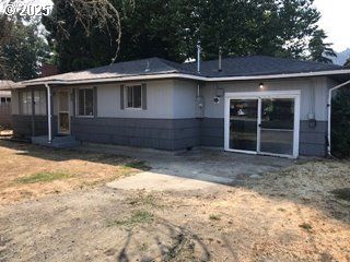 613 IRVING Dr, Myrtle Creek, OR 97457