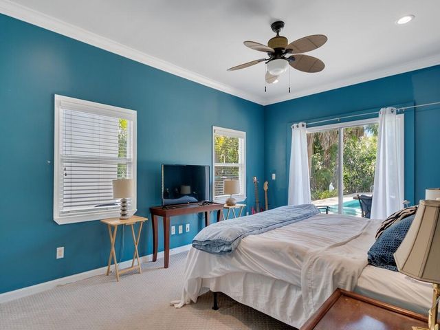 527 E Causeway Boulevard, Vero Beach, FL 32963