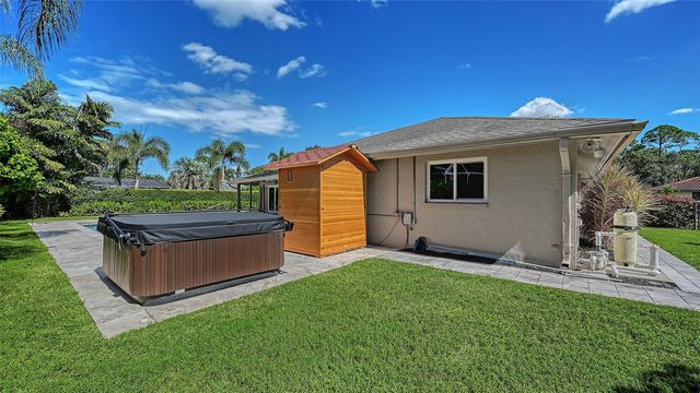 8010 CONSERVATORY DRIVE, Sarasota, FL 34243