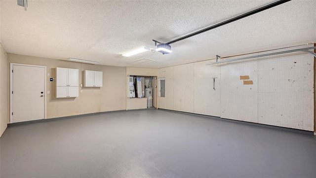 8010 CONSERVATORY DRIVE, Sarasota, FL 34243