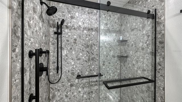 8010 CONSERVATORY DRIVE, Sarasota, FL 34243