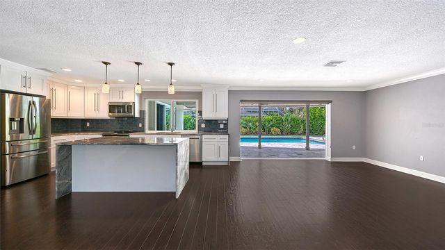 8010 CONSERVATORY DRIVE, Sarasota, FL 34243