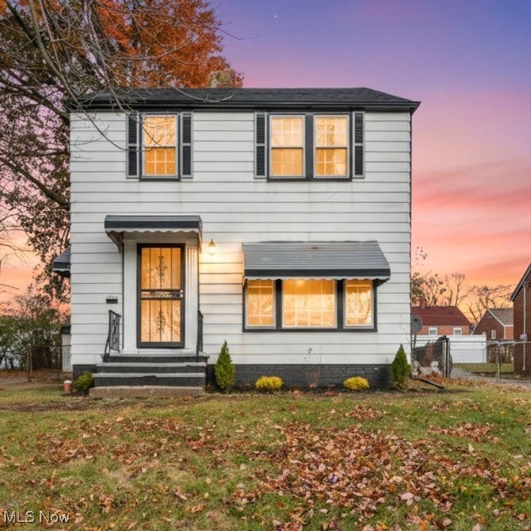 16709 Harvard Avenue, Cleveland, OH 44128