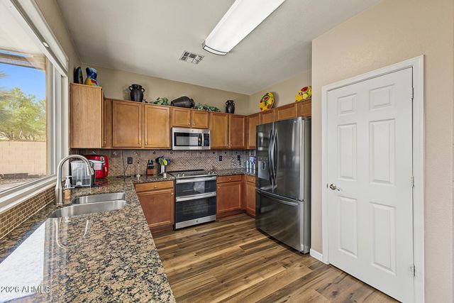 18379 W CAPISTRANO Avenue, Goodyear, AZ 85338