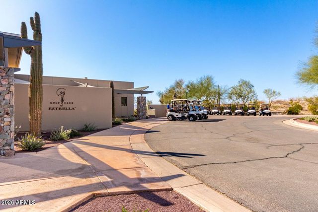 18379 W CAPISTRANO Avenue, Goodyear, AZ 85338