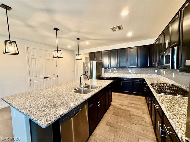 1602 Morning Bell Avenue, North Las Vegas, NV 89081