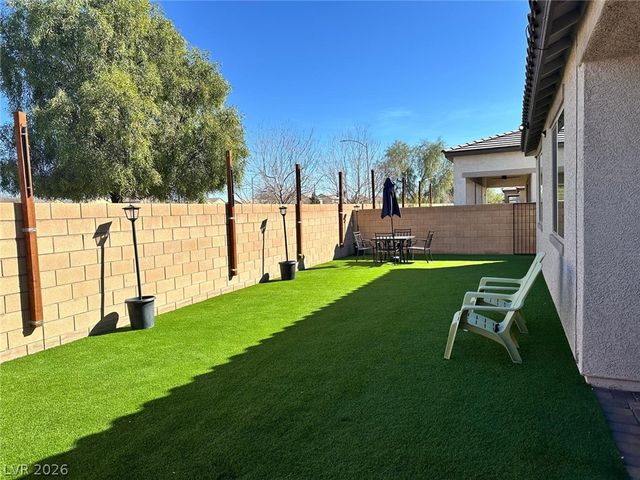 1602 Morning Bell Avenue, North Las Vegas, NV 89081
