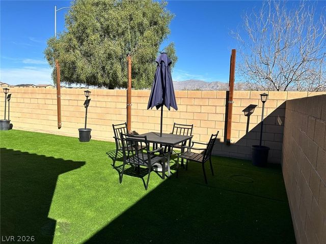 1602 Morning Bell Avenue, North Las Vegas, NV 89081