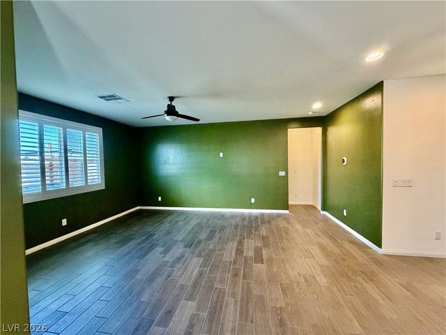 1602 Morning Bell Avenue, North Las Vegas, NV 89081