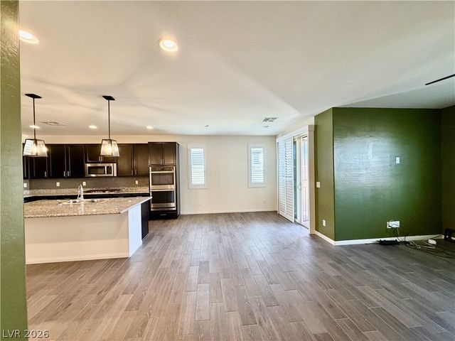 1602 Morning Bell Avenue, North Las Vegas, NV 89081