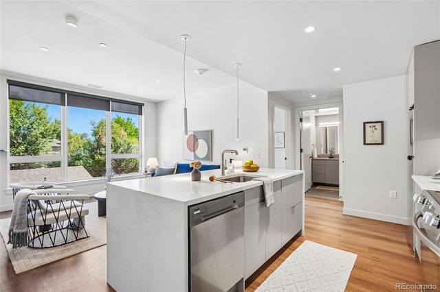 2091 S Gilpin Street 205, Denver, CO 80210