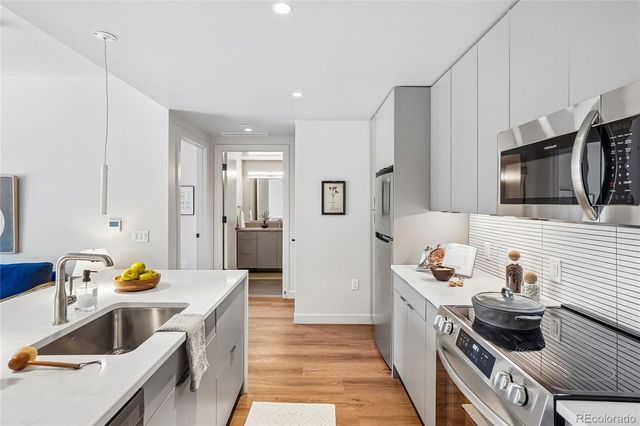 2091 S Gilpin Street 205, Denver, CO 80210