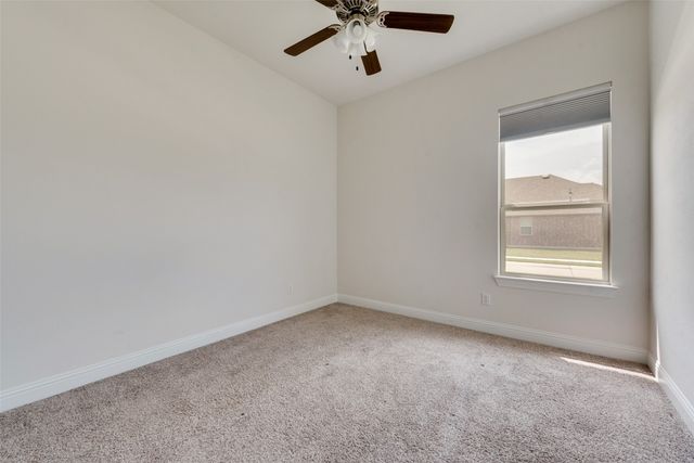 11104 Canyon Mine Drive, Aubrey, TX 76227