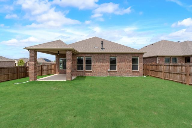11104 Canyon Mine Drive, Aubrey, TX 76227