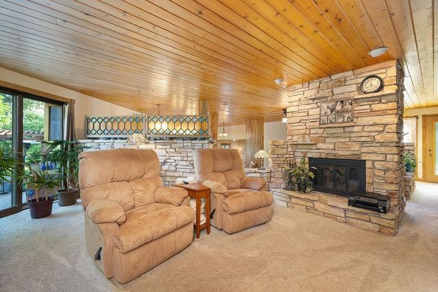 309 4th Ave SE, Mohall, ND 58761