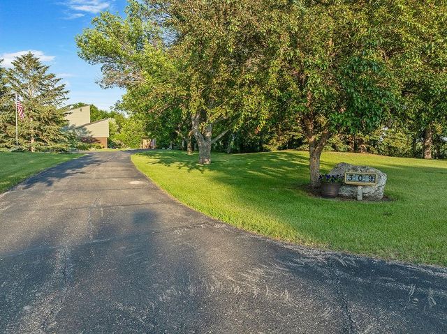 309 4th Ave SE, Mohall, ND 58761