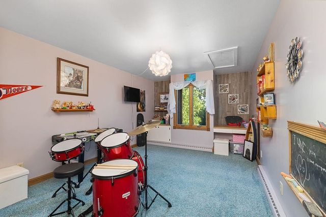 309 4th Ave SE, Mohall, ND 58761