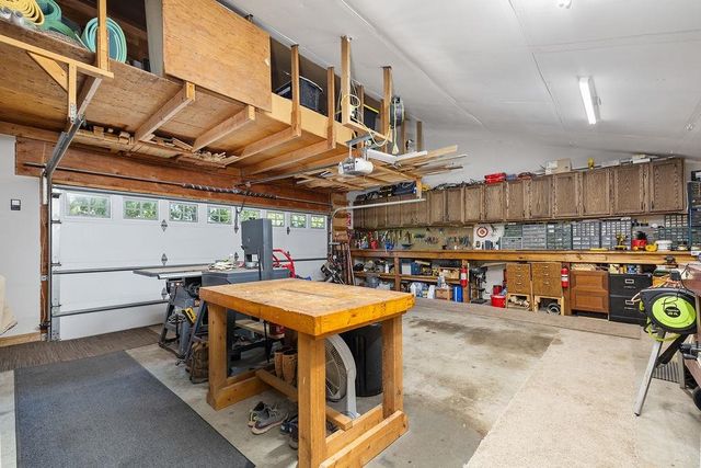 309 4th Ave SE, Mohall, ND 58761