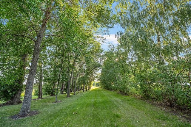 309 4th Ave SE, Mohall, ND 58761