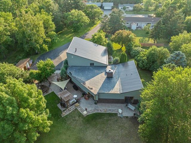 309 4th Ave SE, Mohall, ND 58761