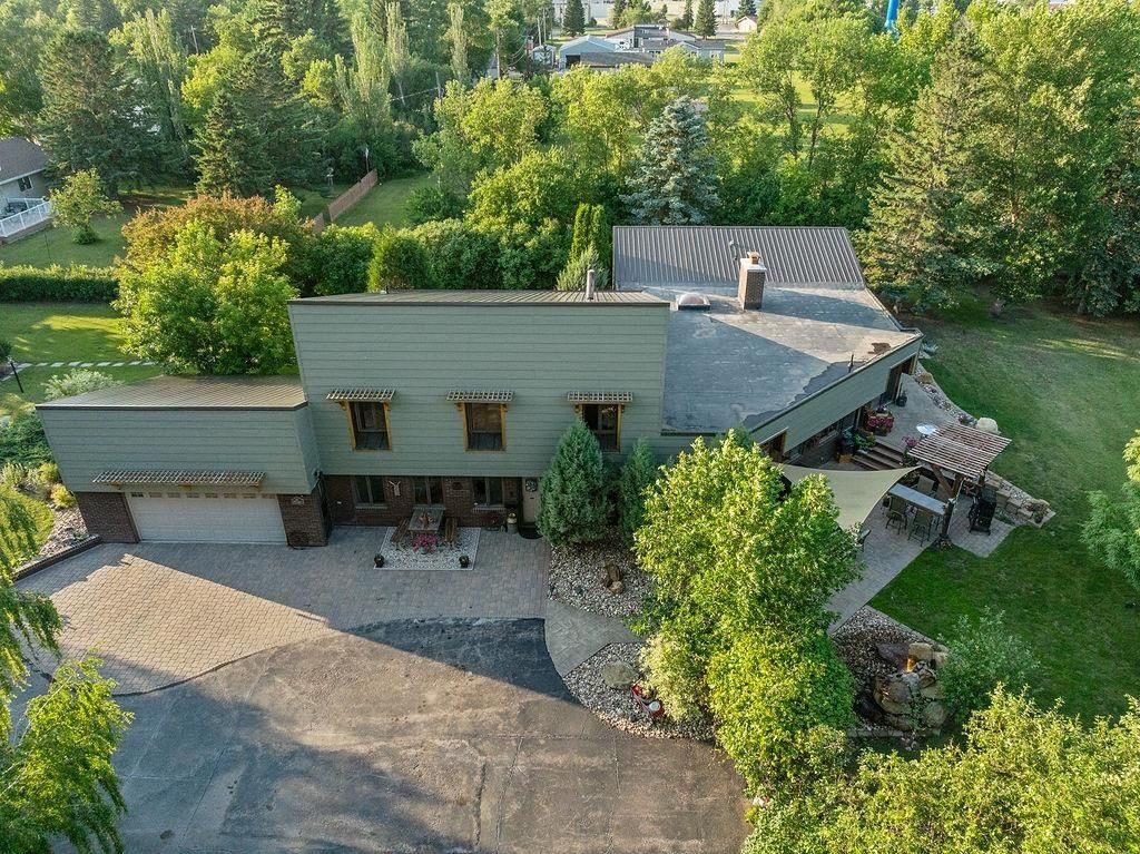 309 4th Ave SE, Mohall, ND 58761