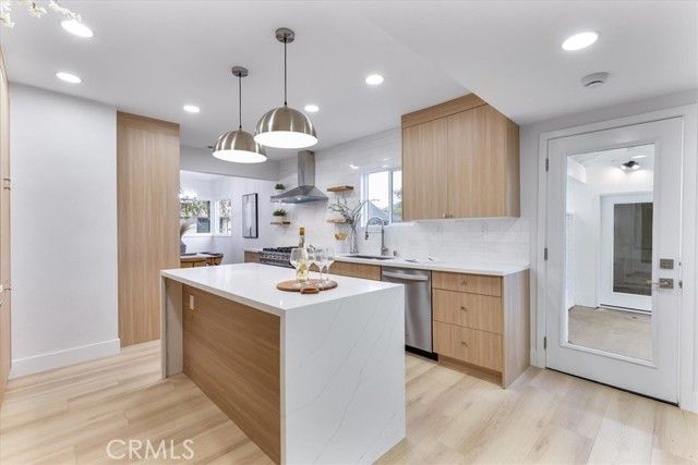 3960 Verdugo View Drive, Los Angeles, CA 90065