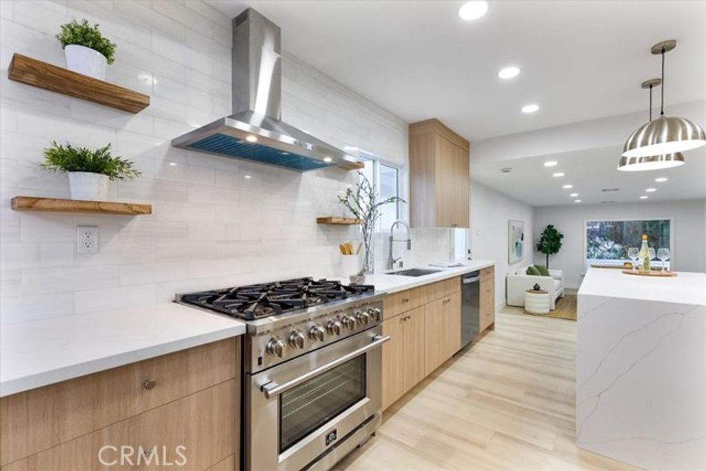 3960 Verdugo View Drive, Los Angeles, CA 90065