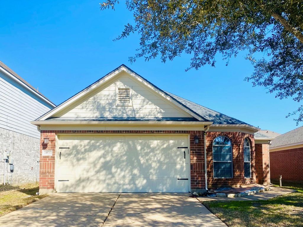19626 Mackinaw Isle Court, Cypress, TX 77429