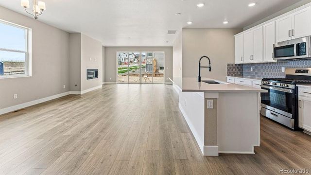 3211 N Elk Way, Aurora, CO 80019