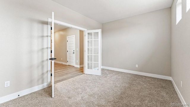 3211 N Elk Way, Aurora, CO 80019
