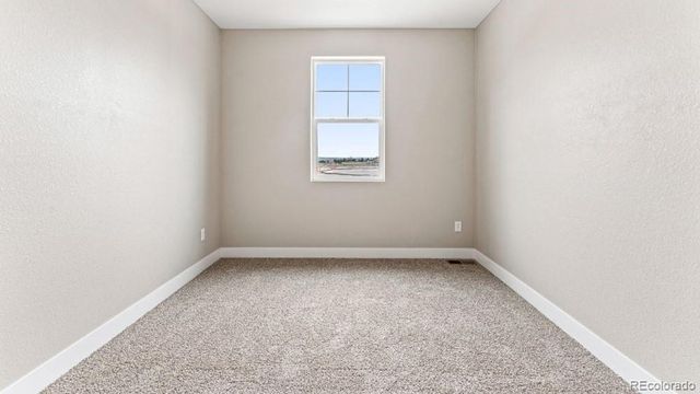 3211 N Elk Way, Aurora, CO 80019