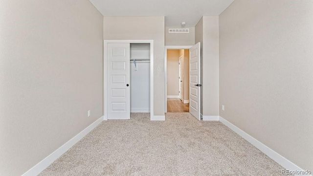 3211 N Elk Way, Aurora, CO 80019