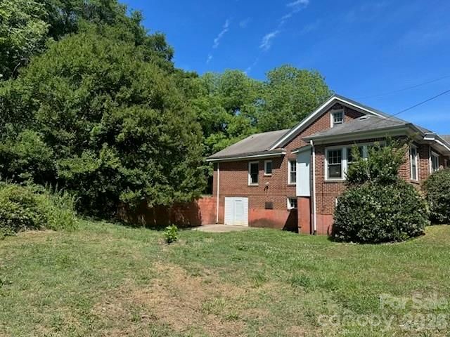 1407 E Marion Street, Shelby, NC 28152