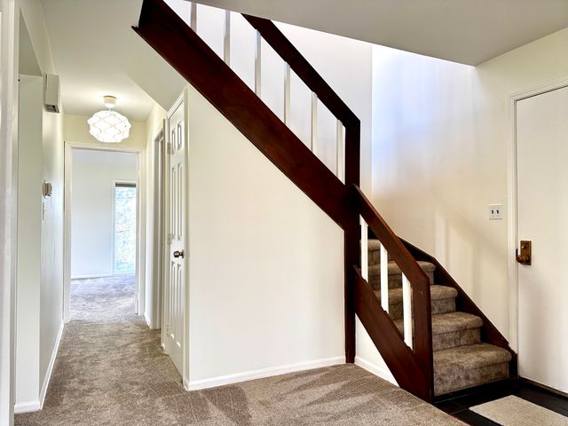 412 Deer Trail Hill B, Lake Barrington, IL 60010
