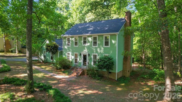 11421 Winners Circle, Charlotte, NC 28215