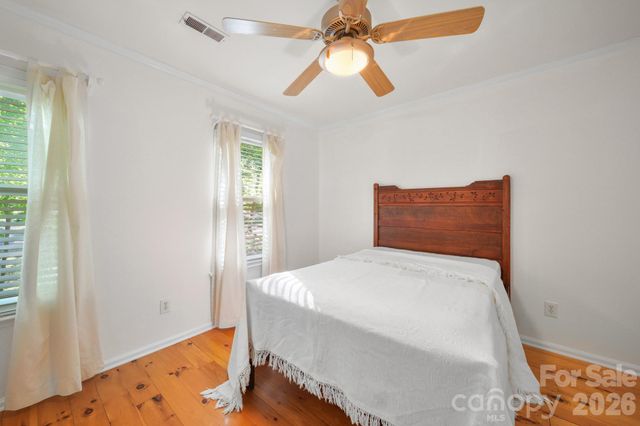 11421 Winners Circle, Charlotte, NC 28215