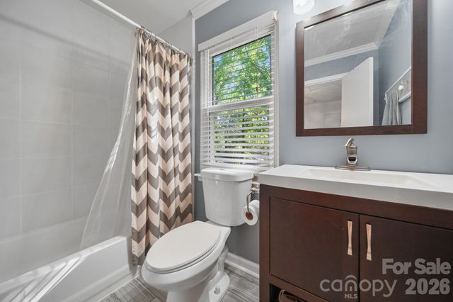 11421 Winners Circle, Charlotte, NC 28215