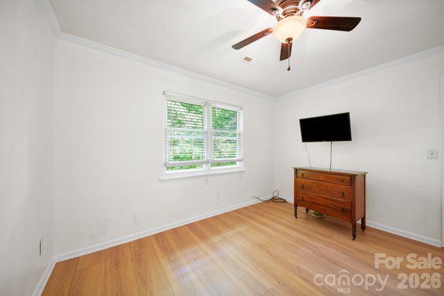 11421 Winners Circle, Charlotte, NC 28215