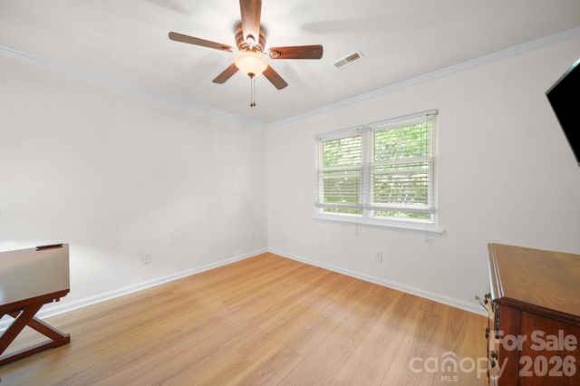 11421 Winners Circle, Charlotte, NC 28215