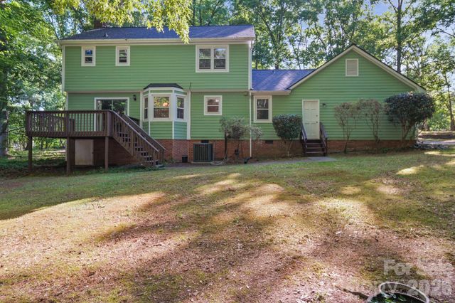 11421 Winners Circle, Charlotte, NC 28215